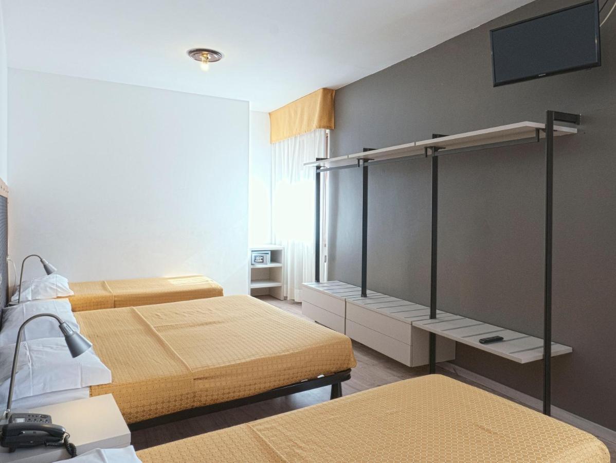 Hotel Doria Nago Buitenkant foto