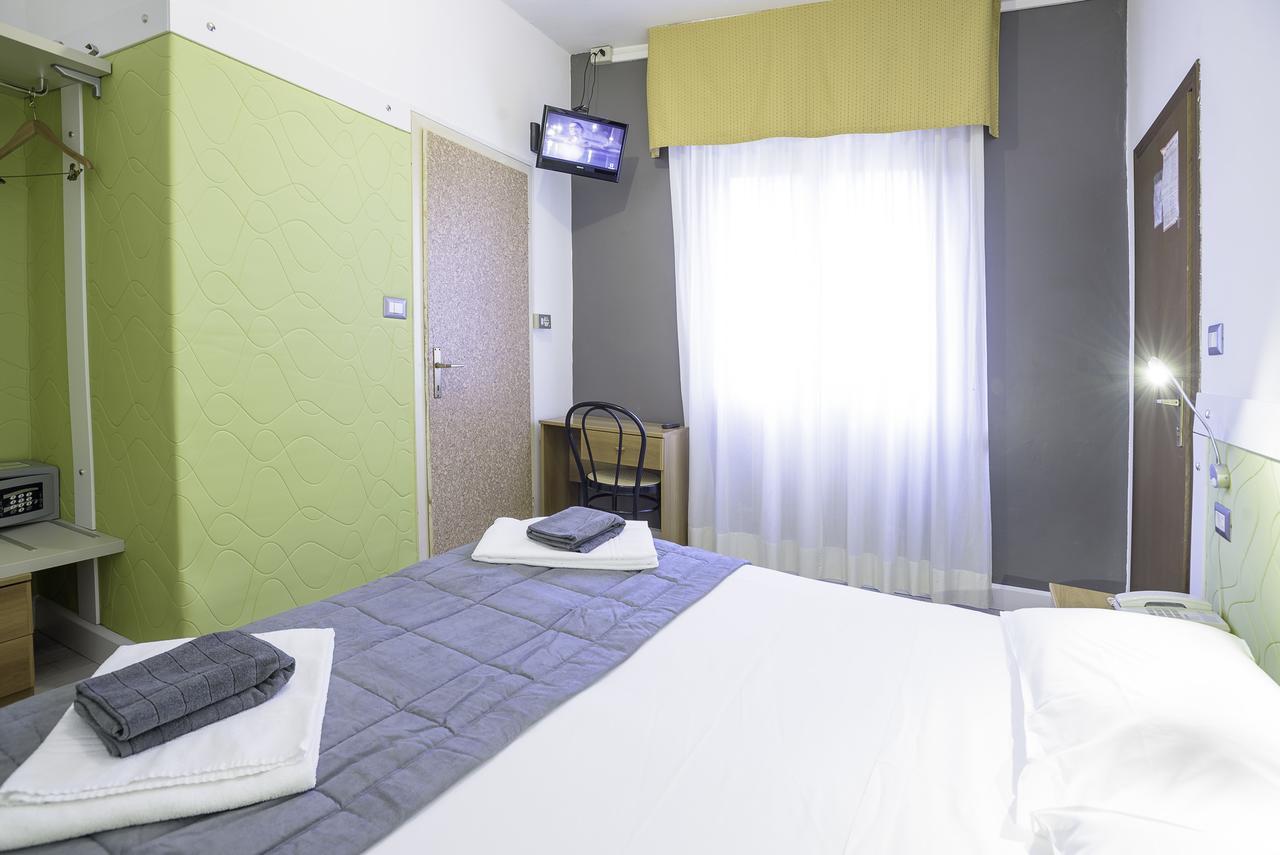 Hotel Doria Nago Buitenkant foto