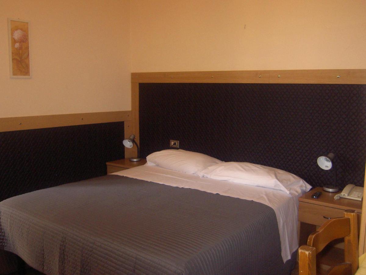 Hotel Doria Nago Kamer foto